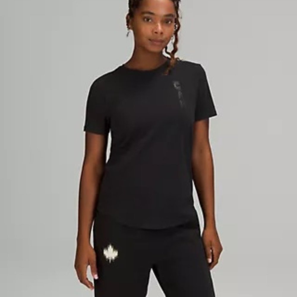 Lululemon Team Canada Maple Leaf Love Crew T-Shirt BLACK